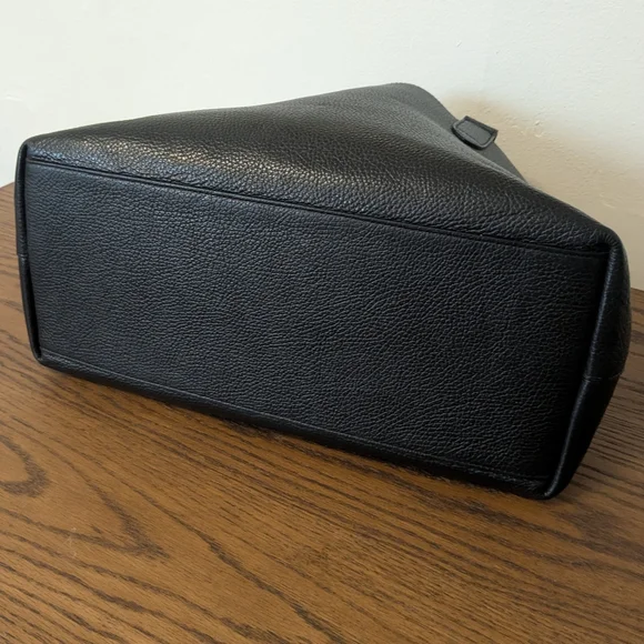 Cuyana Zippered Satchel - Picture 4 of 7